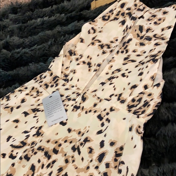 KNOT SISTERS Animal Print Dress - Picture 3 of 5